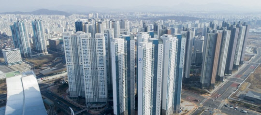 경기도 고양시 일산 킨텍스 일대 아파트 단지 모습. <연합뉴스>